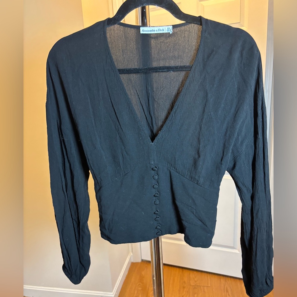 Abercrombie & Fitch Women’s Top - Picture 2 of 3